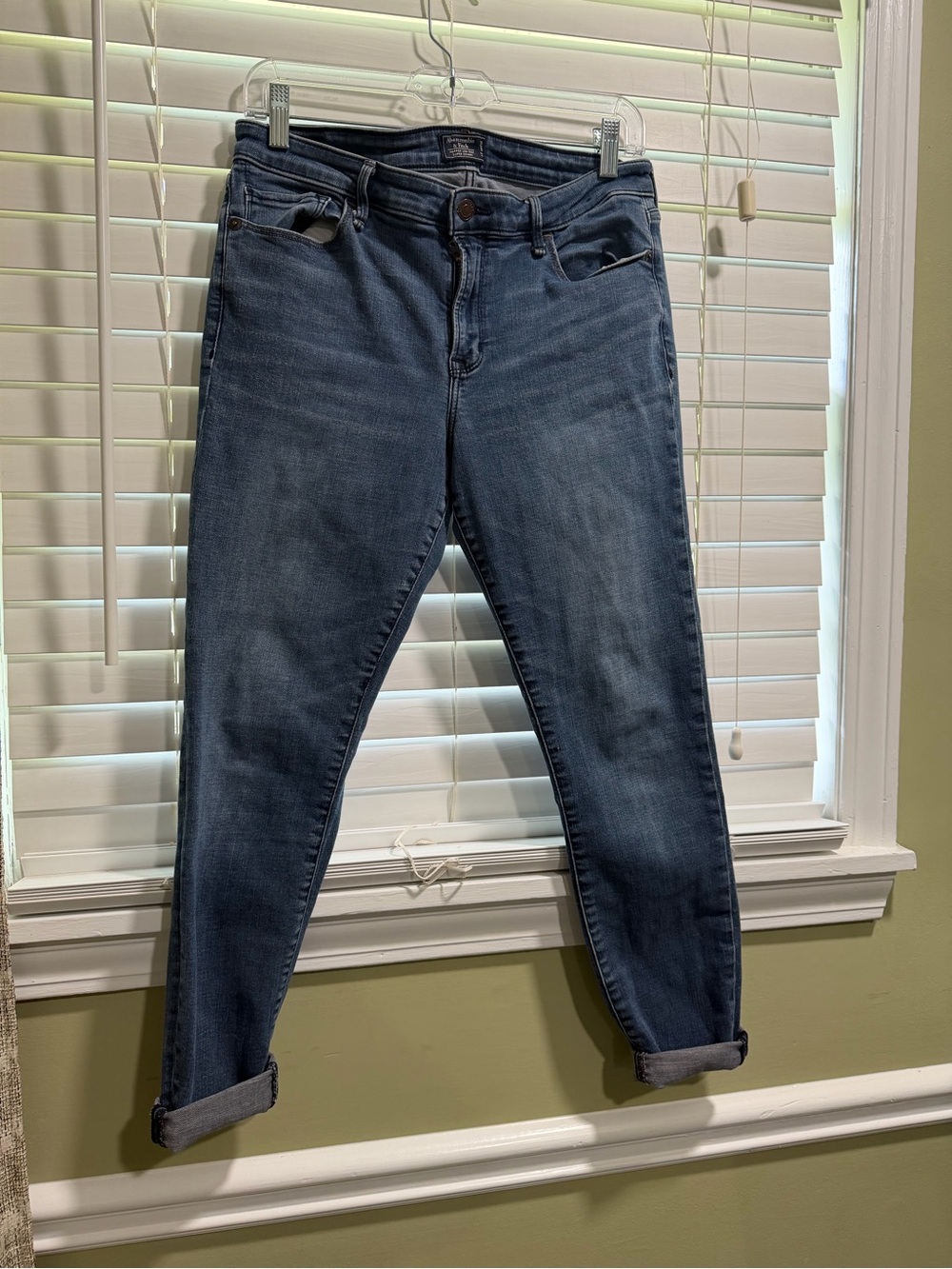 Abercrombie & Fitch Women’s Boyfriend Jeans in Dark Wash Blue